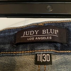 Judy Blue Capris